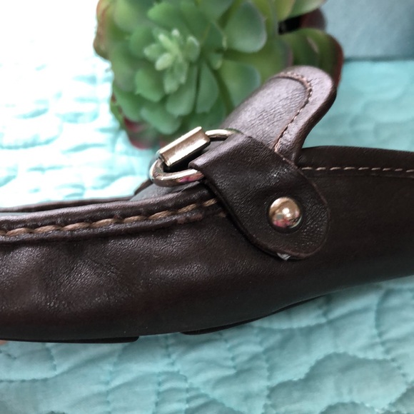 AK ANNE KLEIN IFLEX LEATHER SLIP ON SHOES - Picture 4 of 7